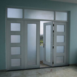 cua nhom thuong hieu tungshin dep