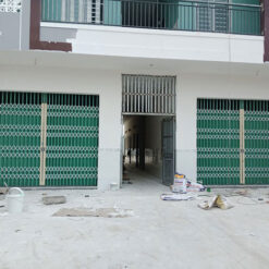 cua sat keo dai loan co la gia re