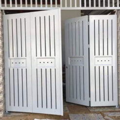 mau cua cong bang sat dep don gian