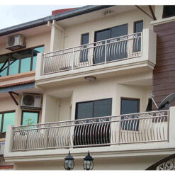 mau lan can chay lieu inox cho ban cong