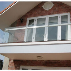 mau lan can kinh ket hop inox