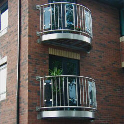 mau lan can lam bang inox cho ban cong